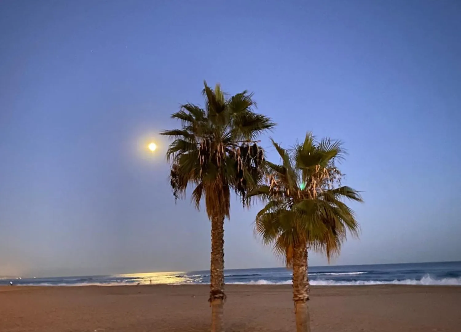 Beach Front 2 Bedrooms Apartment Torredembarra